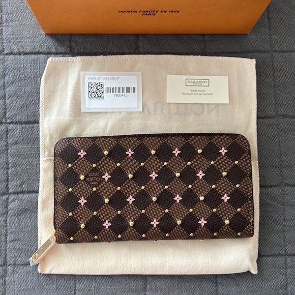 🌸🔅TRADED🔅🌸Louis Vuitton Damier Ebene Studs Zippy Wallet - Picture 4 of 11